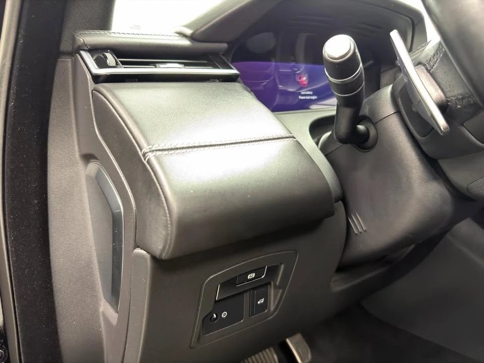 2018 Land Rover Range Rover Velar - Image 16 of 20