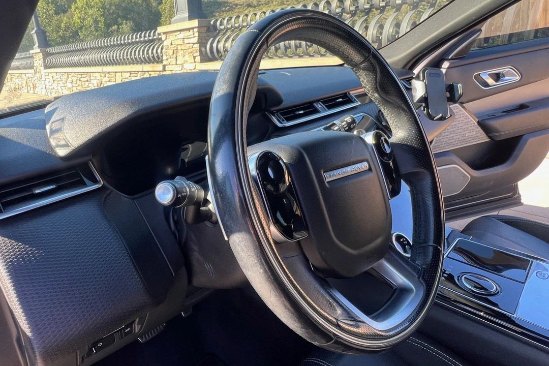 2018 Land Rover Range Rover Velar - Image 5 of 7