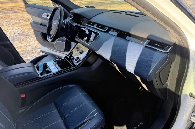 2018 Land Rover Range Rover Velar - Image 4 of 7