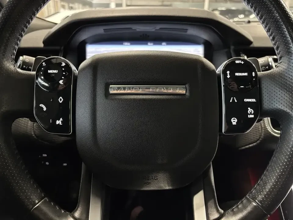 2018 Land Rover Range Rover Velar - Image 14 of 19