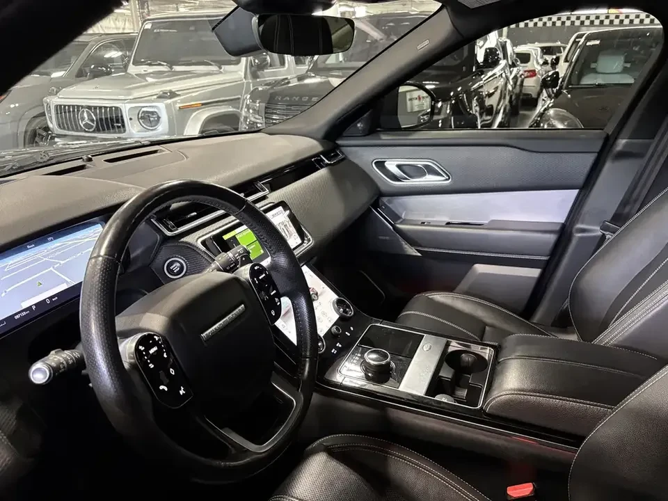 2018 Land Rover Range Rover Velar - Image 7 of 19