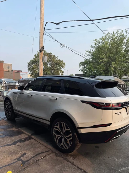 2018 Land Rover Range Rover Velar - Image 5 of 8
