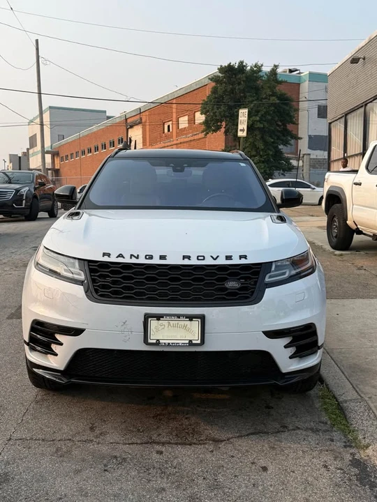 2018 Land Rover Range Rover Velar - Image 2 of 8