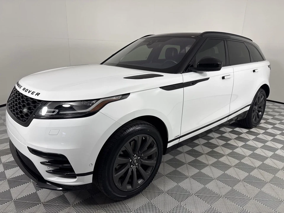 2018 Land Rover Range Rover Velar - Image 10 of 12