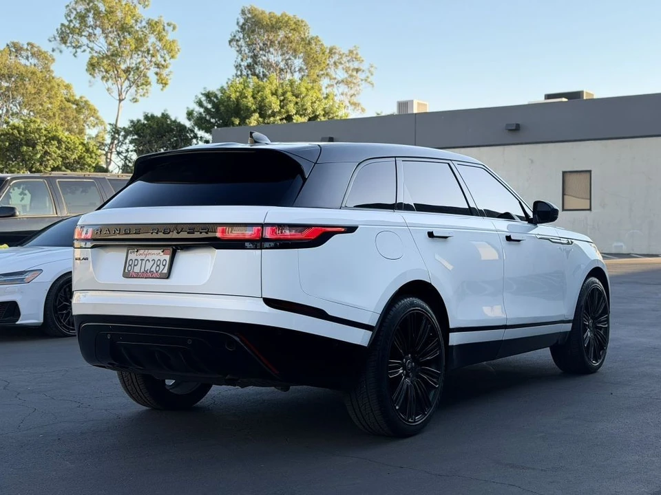 2018 Land Rover Range Rover Velar - Image 7 of 21