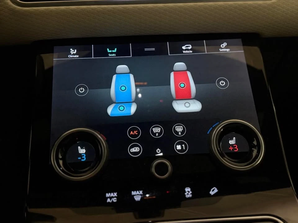 2018 Land Rover Range Rover Velar - Image 15 of 19
