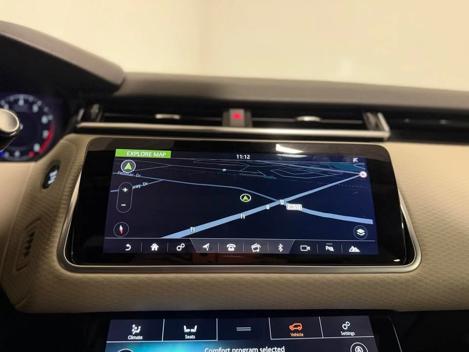 2018 Land Rover Range Rover Velar - Image 11 of 19