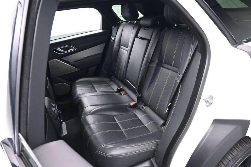 2018 Land Rover Range Rover Velar - Image 15 of 19