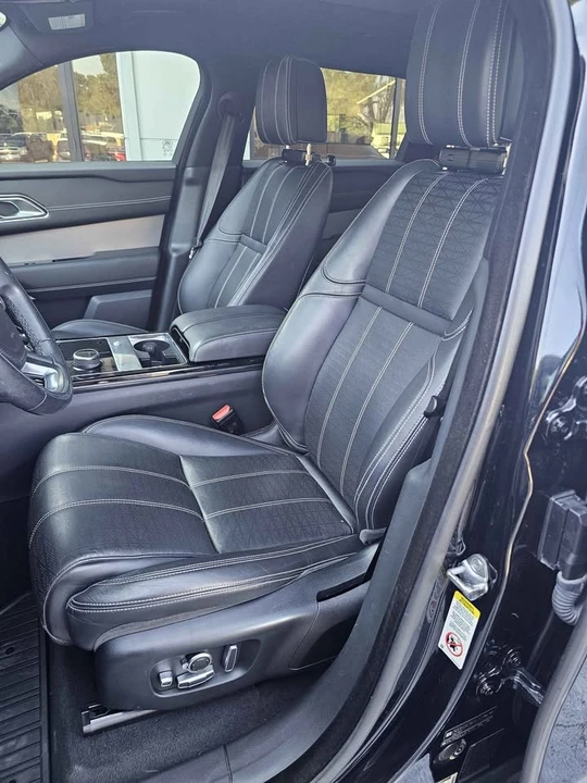 2018 Land Rover Range Rover Velar - Image 12 of 20