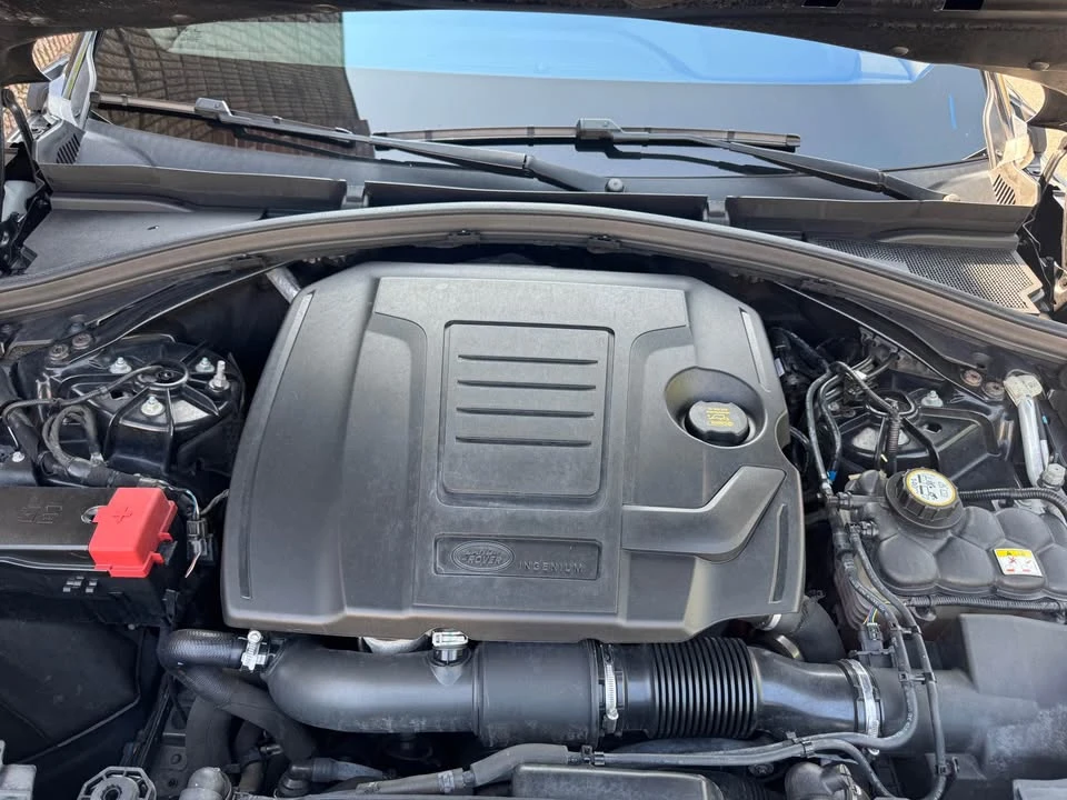 2018 Land Rover Range Rover Velar - Image 19 of 20
