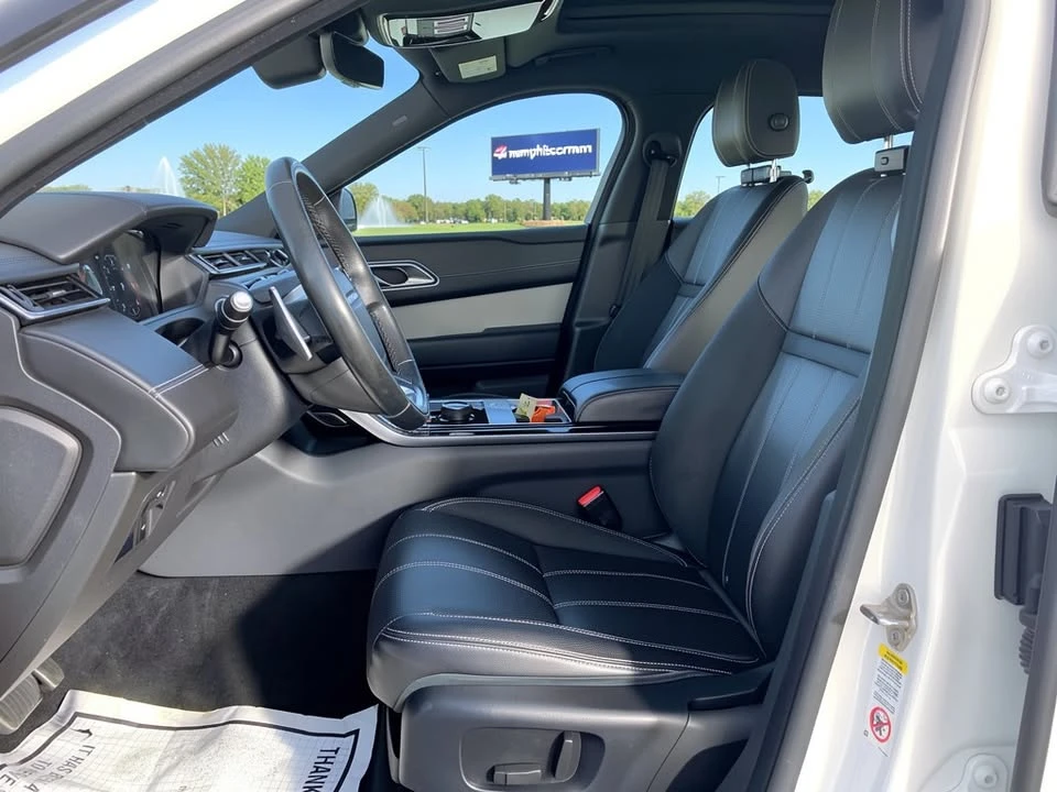 2018 Land Rover Range Rover Velar - Image 9 of 14