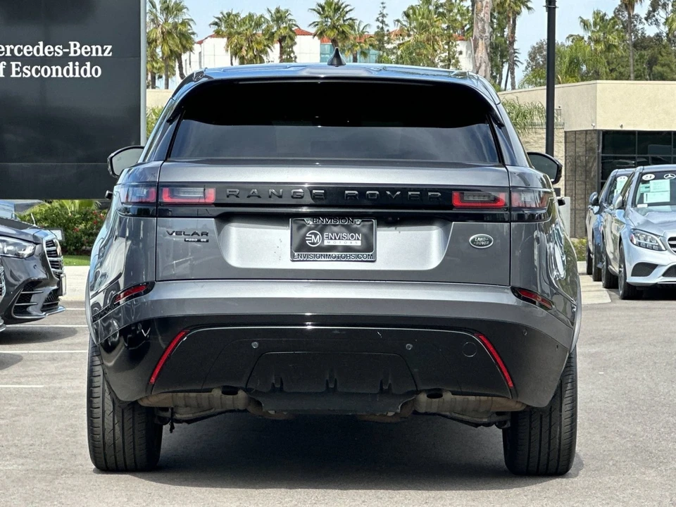 2018 Land Rover Range Rover Velar - Image 4 of 12