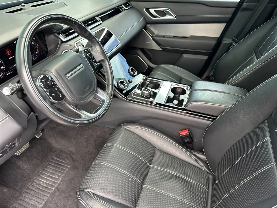 2018 Land Rover Range Rover Velar - Image 10 of 12
