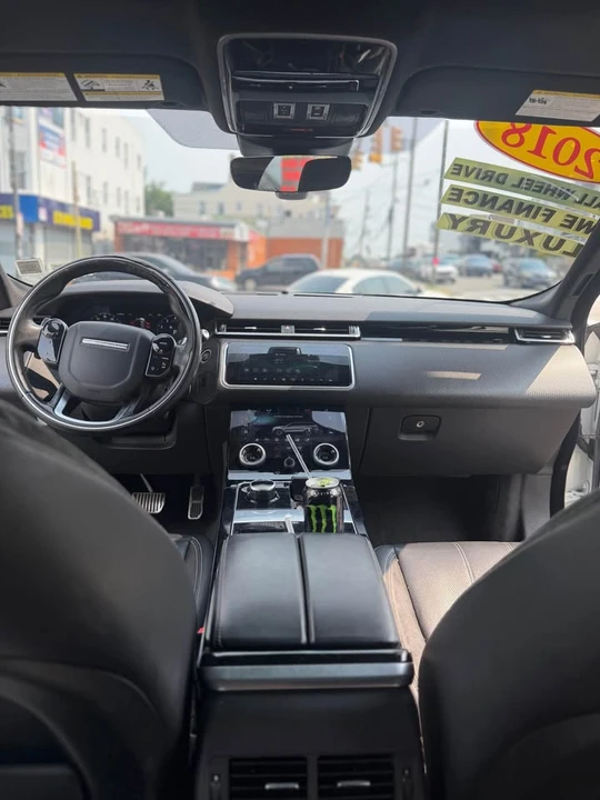 2018 Land Rover Range Rover Velar - Image 9 of 9