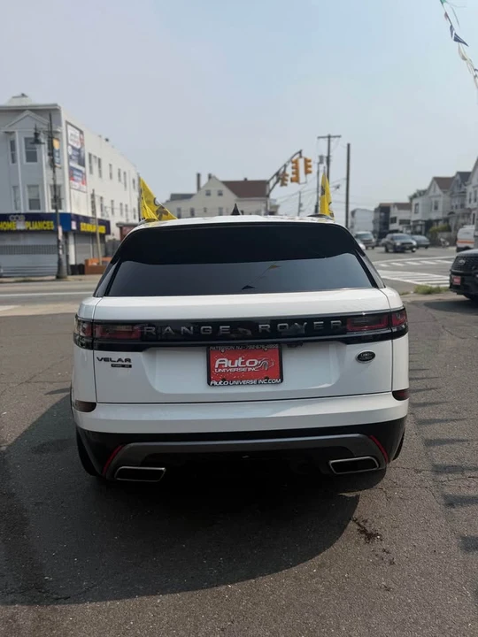 2018 Land Rover Range Rover Velar - Image 4 of 9
