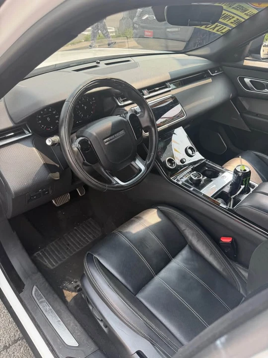 2018 Land Rover Range Rover Velar - Image 5 of 9