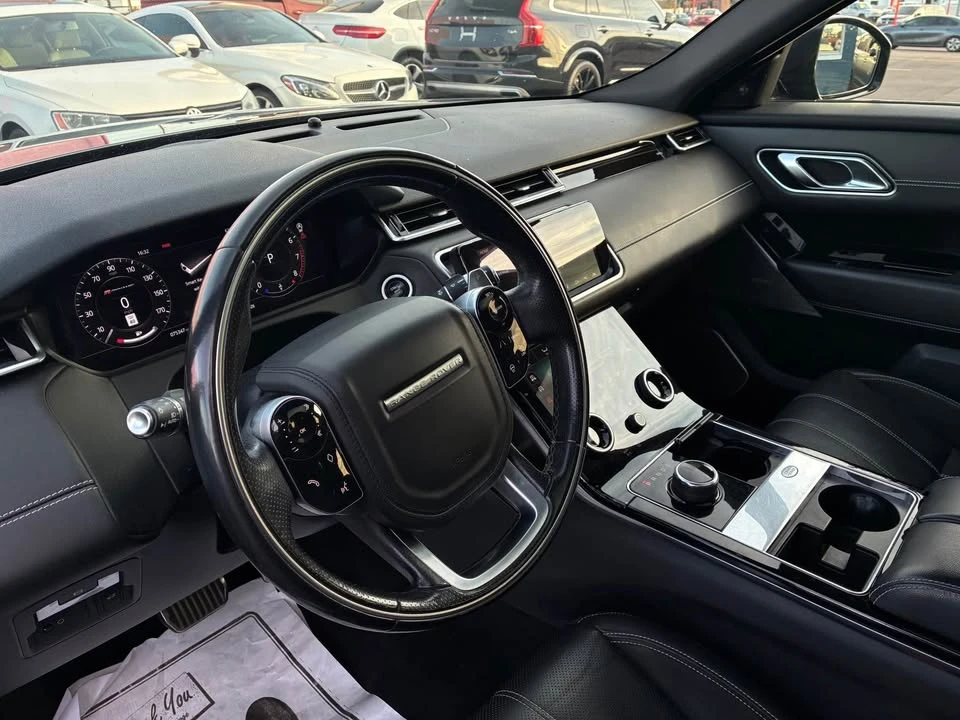 2018 Land Rover Range Rover Velar - Image 5 of 16