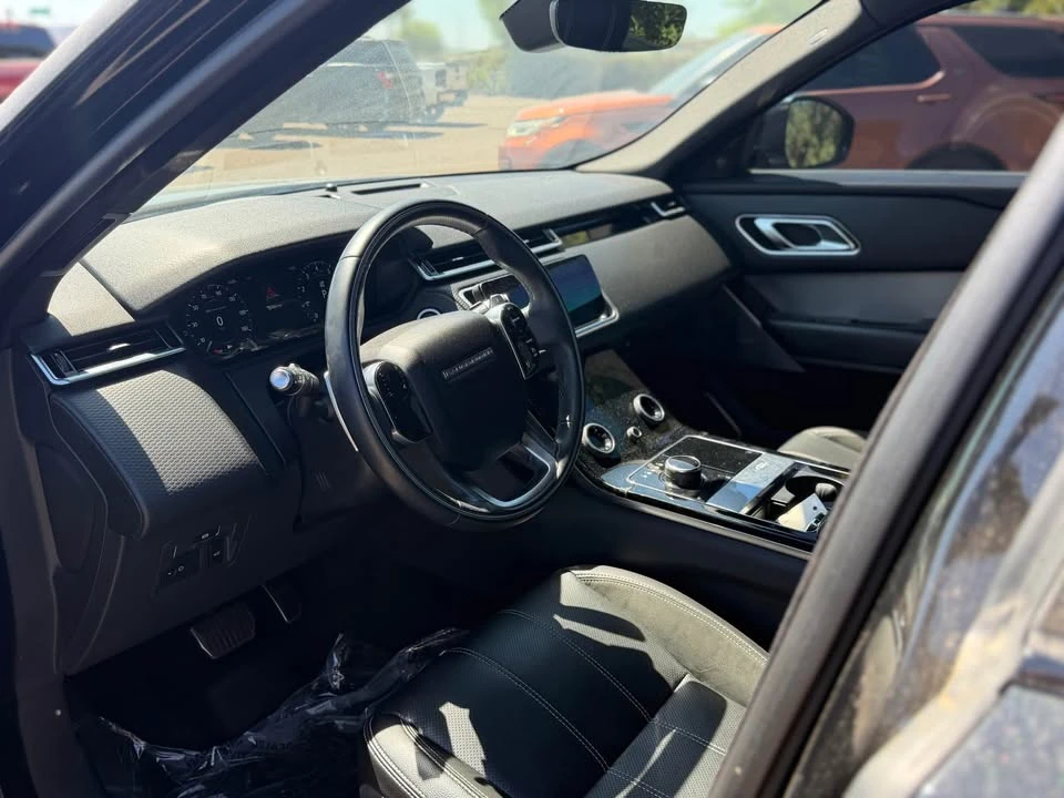 2018 Land Rover Range Rover Velar - Image 3 of 4