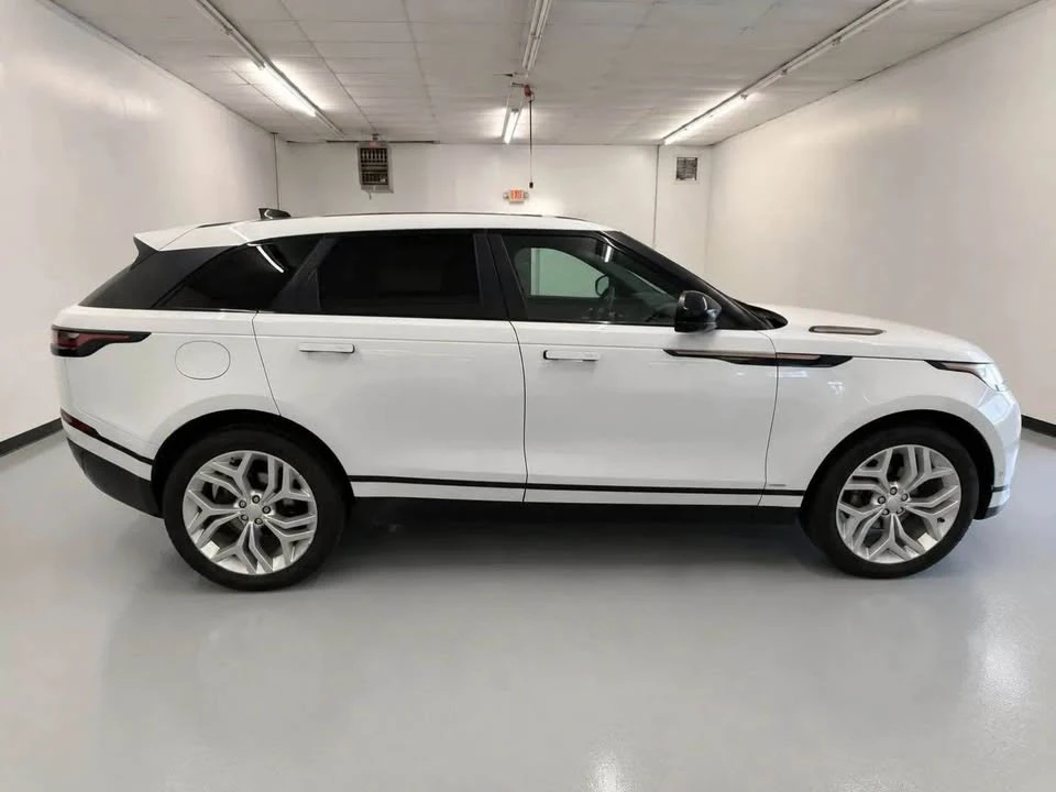 2018 Land Rover Range Rover Velar - Image 7 of 18
