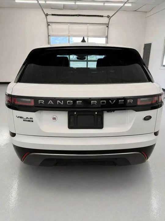 2018 Land Rover Range Rover Velar - Image 4 of 18