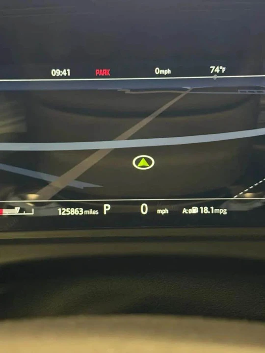 2018 Land Rover Range Rover Velar - Image 15 of 18