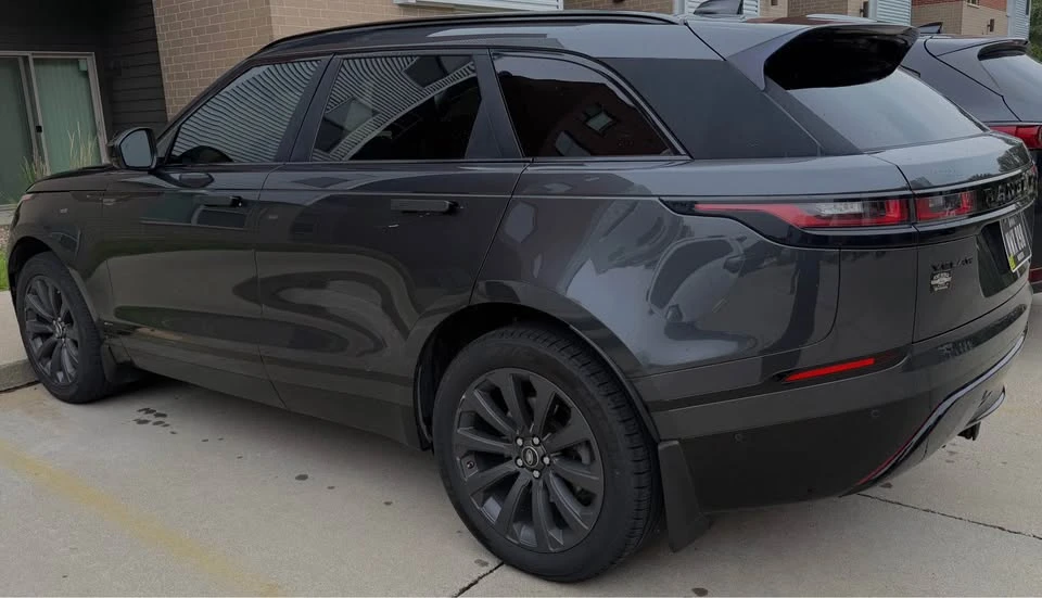 2018 Land Rover Range Rover Velar - Image 4 of 14