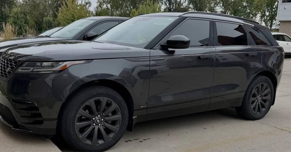 2018 Land Rover Range Rover Velar - Image 3 of 14