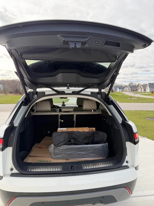 2018 Land Rover Range Rover Velar - Image 8 of 20