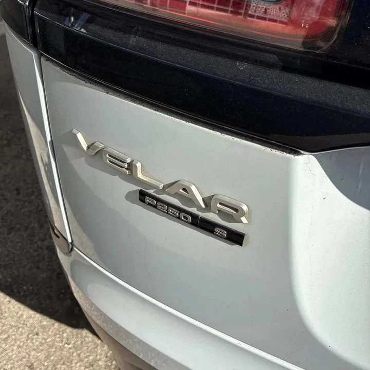 2018 Land Rover Range Rover Velar - Image 12 of 20