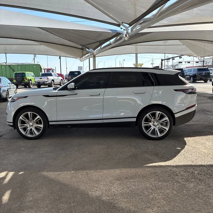 2018 Land Rover Range Rover Velar - Image 4 of 20