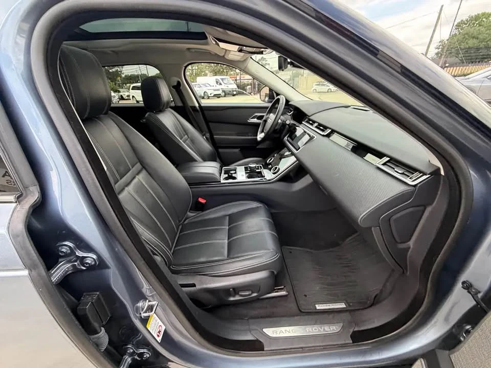 2018 Land Rover Range Rover Velar - Image 13 of 16