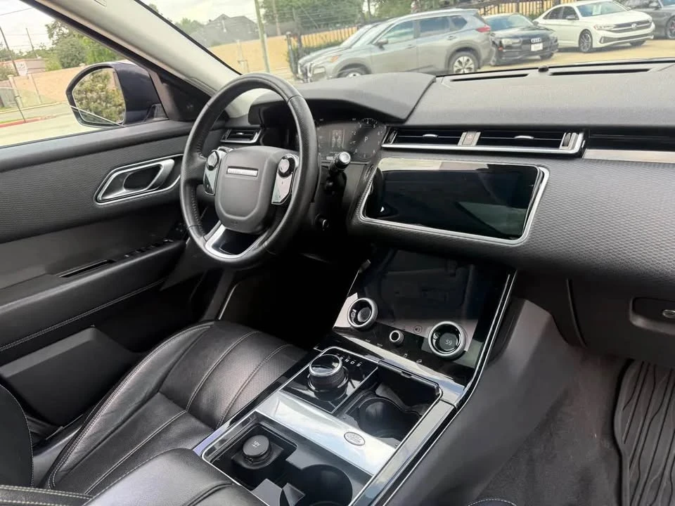 2018 Land Rover Range Rover Velar - Image 9 of 16