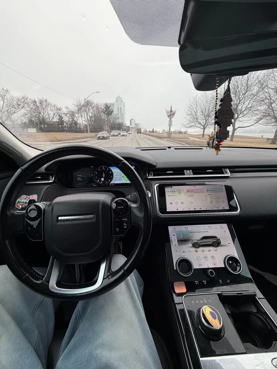 2018 Land Rover Range Rover Velar - Image 2 of 6