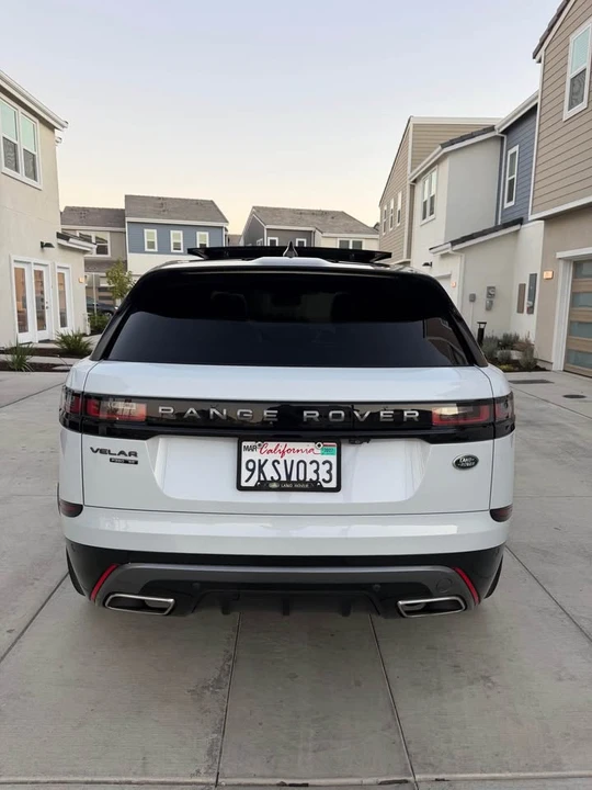 2018 Land Rover Range Rover Velar - Image 5 of 15