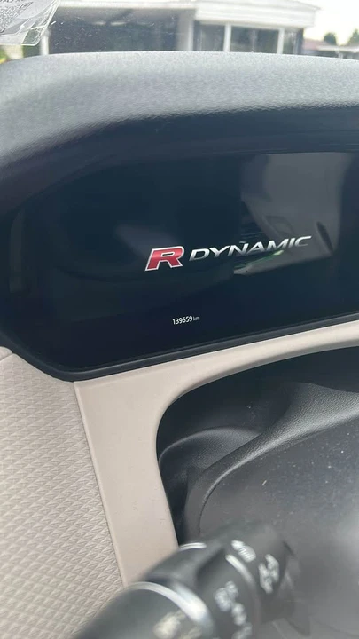 2018 Land Rover Range Rover Velar - Image 4 of 4