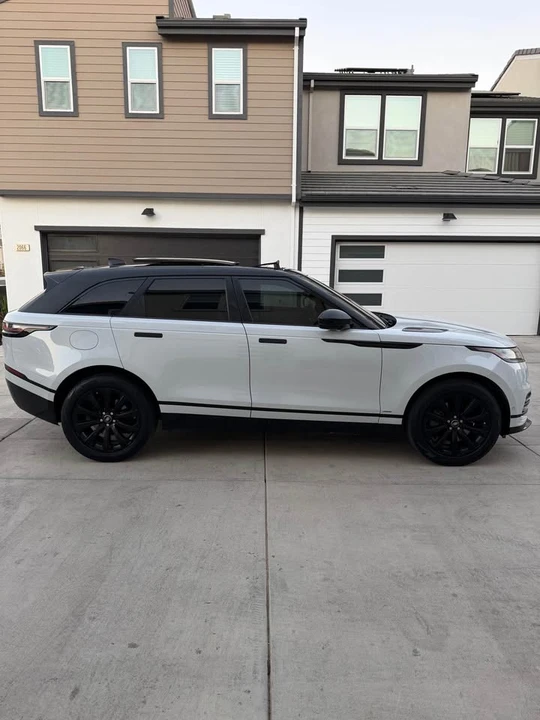 2018 Land Rover Range Rover Velar - Image 2 of 15