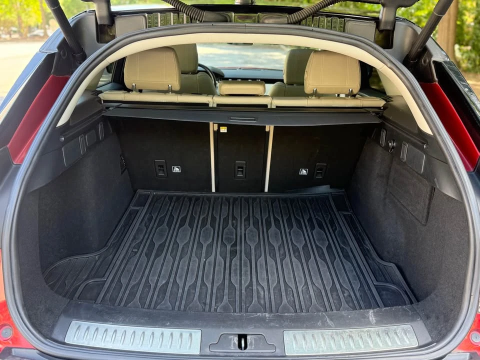 2018 Land Rover Range Rover Velar - Image 12 of 19