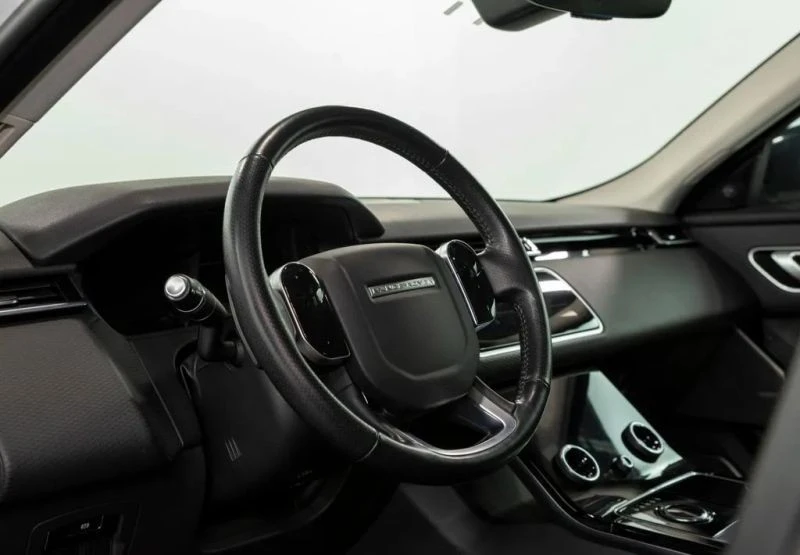 2018 Land Rover Range Rover Velar - Image 10 of 12