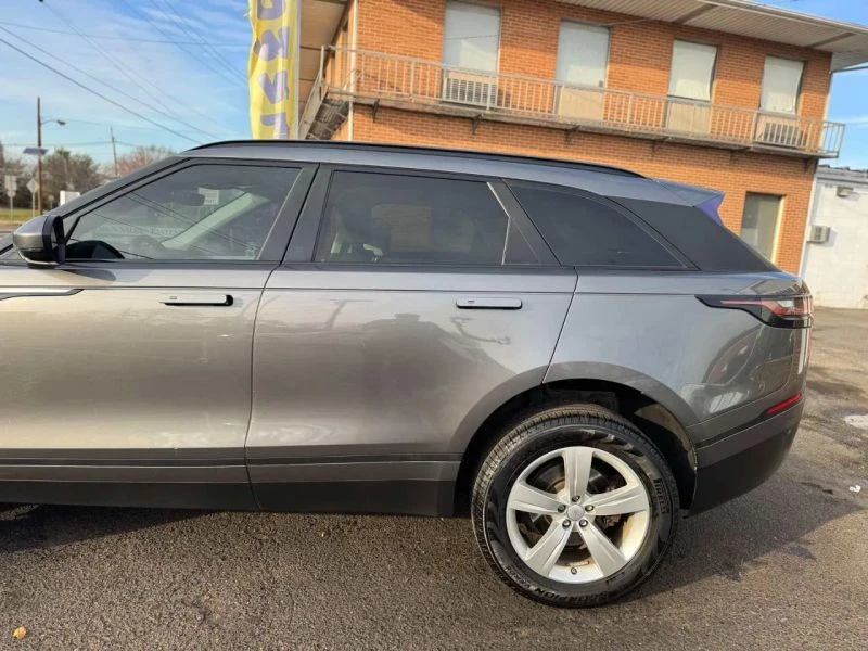 2018 Land Rover Range Rover Velar - Image 9 of 12