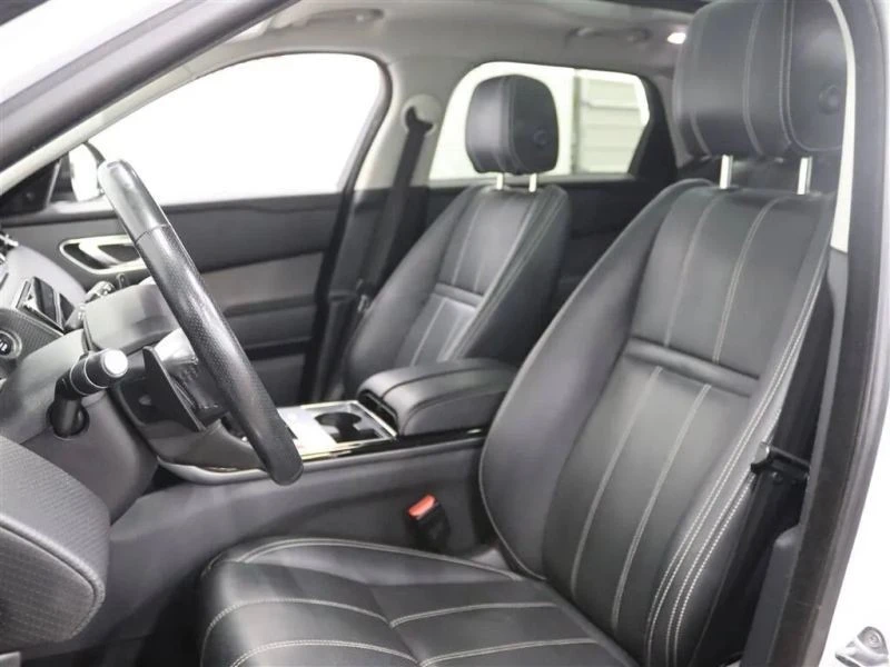 2018 Land Rover Range Rover Velar - Image 9 of 12
