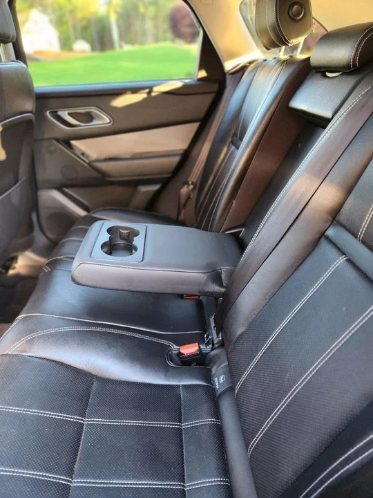 2018 Land Rover Range Rover Velar - Image 11 of 21