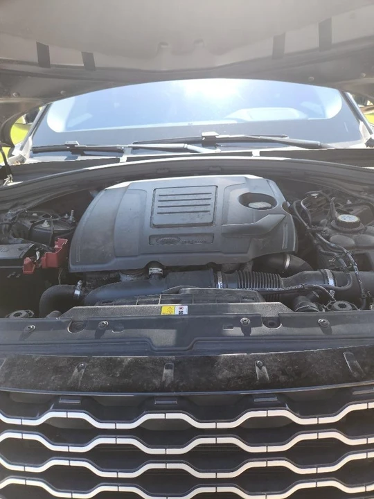 2018 Land Rover Range Rover Velar - Image 18 of 21