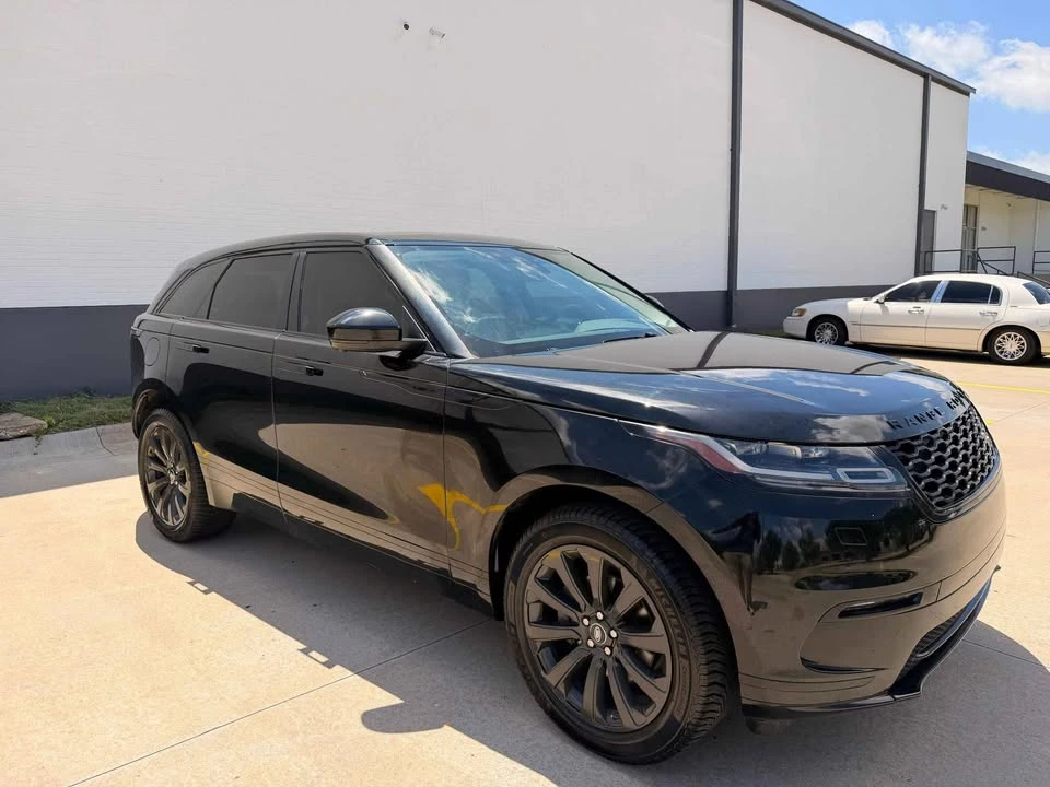 2018 Land Rover Range Rover Velar - Image 13 of 18