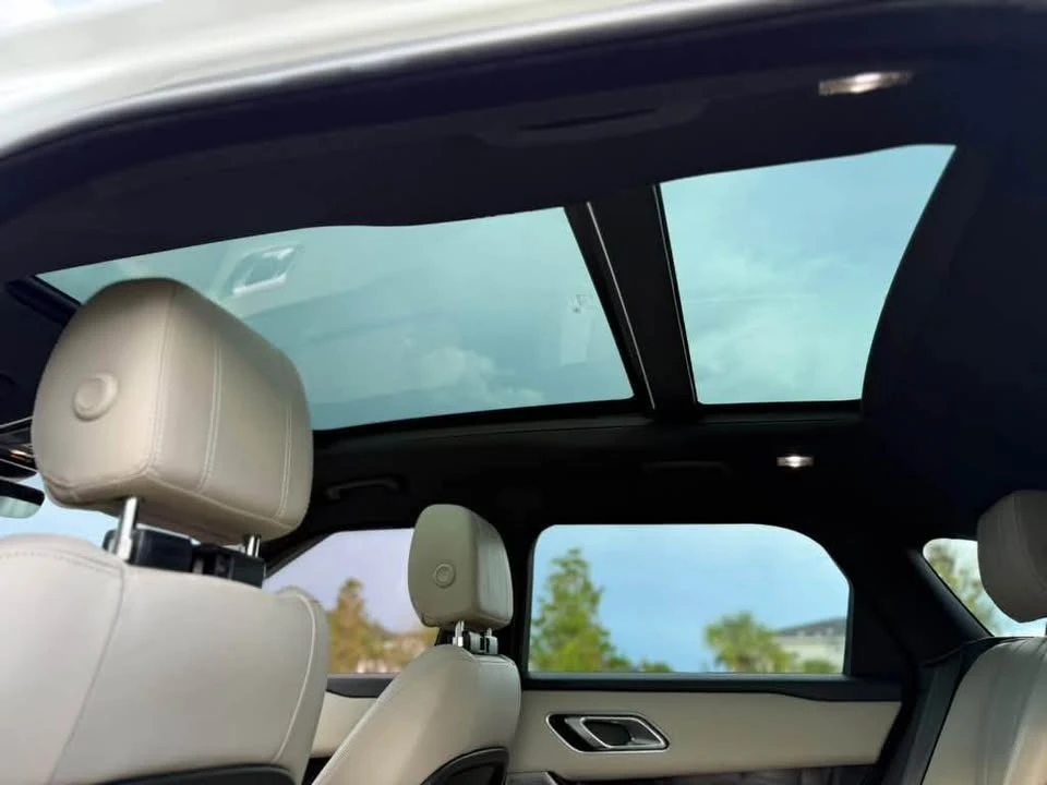 2018 Land Rover Range Rover Velar - Image 15 of 20