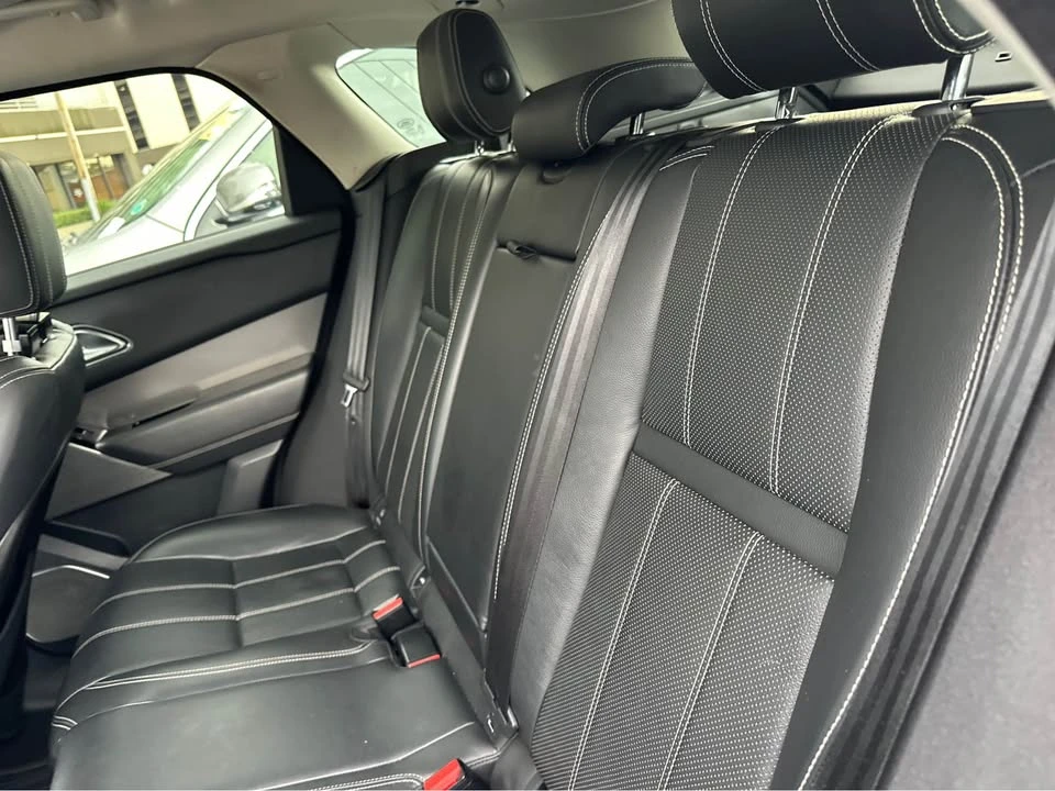 2018 Land Rover Range Rover Velar - Image 9 of 16
