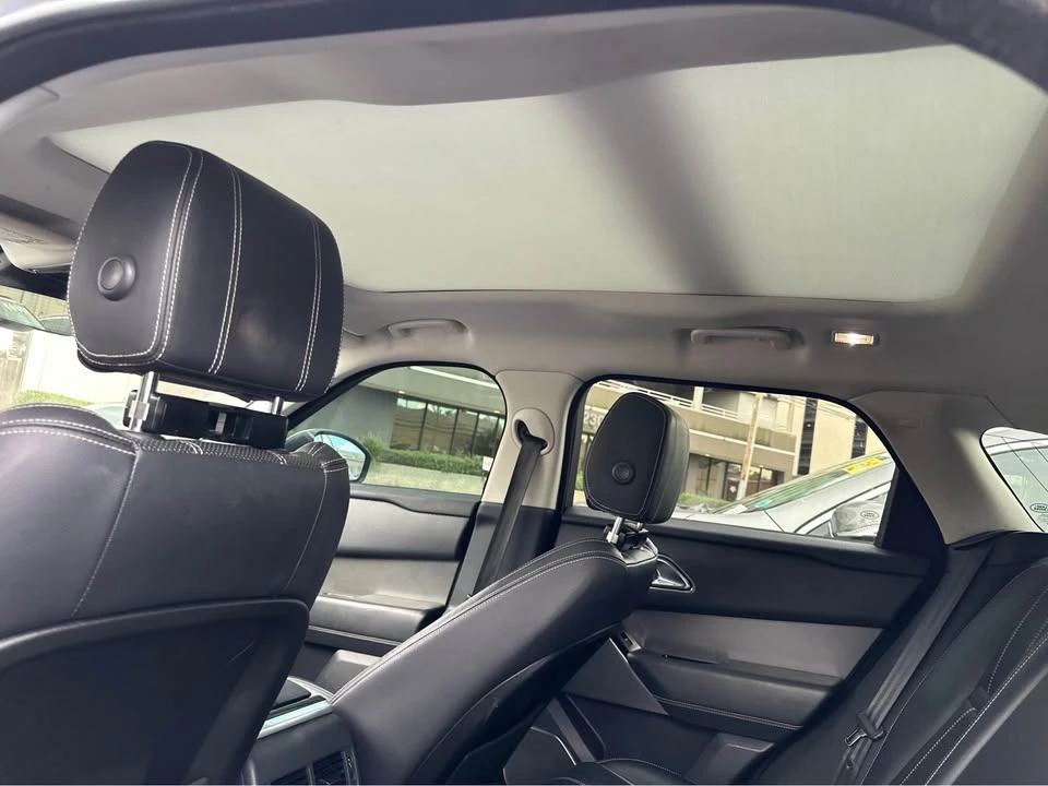 2018 Land Rover Range Rover Velar - Image 10 of 16
