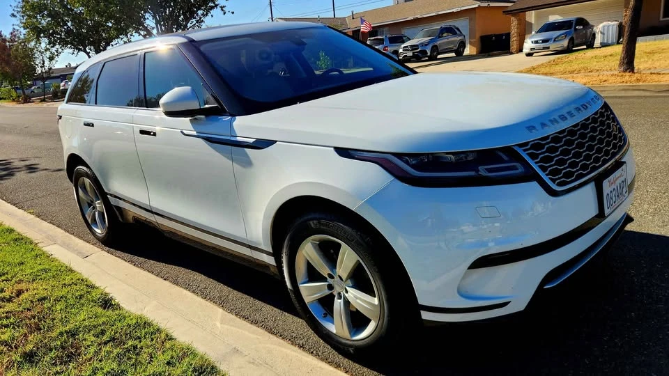 2018 Land Rover Range Rover Velar - Image 2 of 17