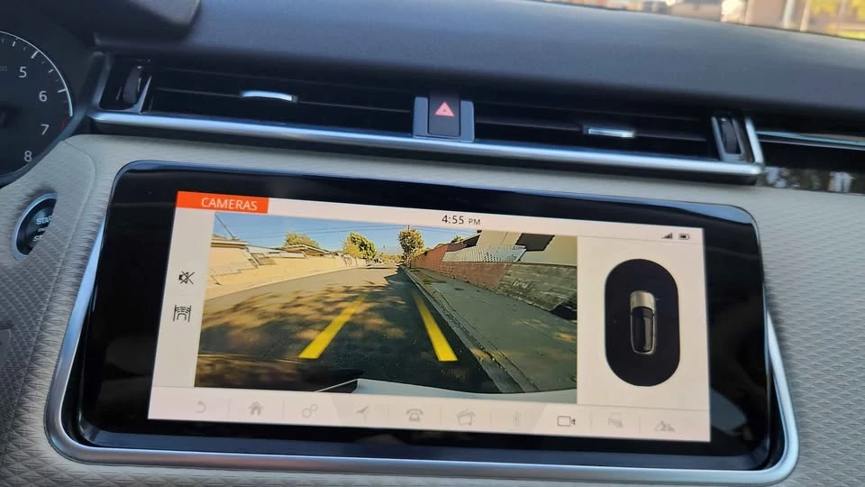 2018 Land Rover Range Rover Velar - Image 9 of 17