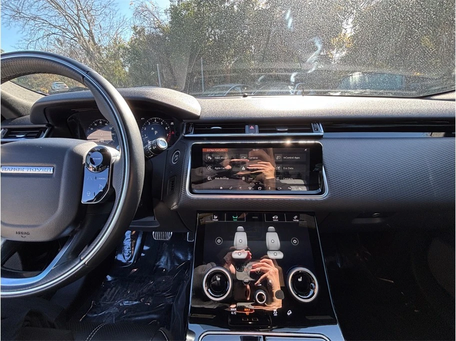 2018 Land Rover Range Rover Velar - Image 11 of 21
