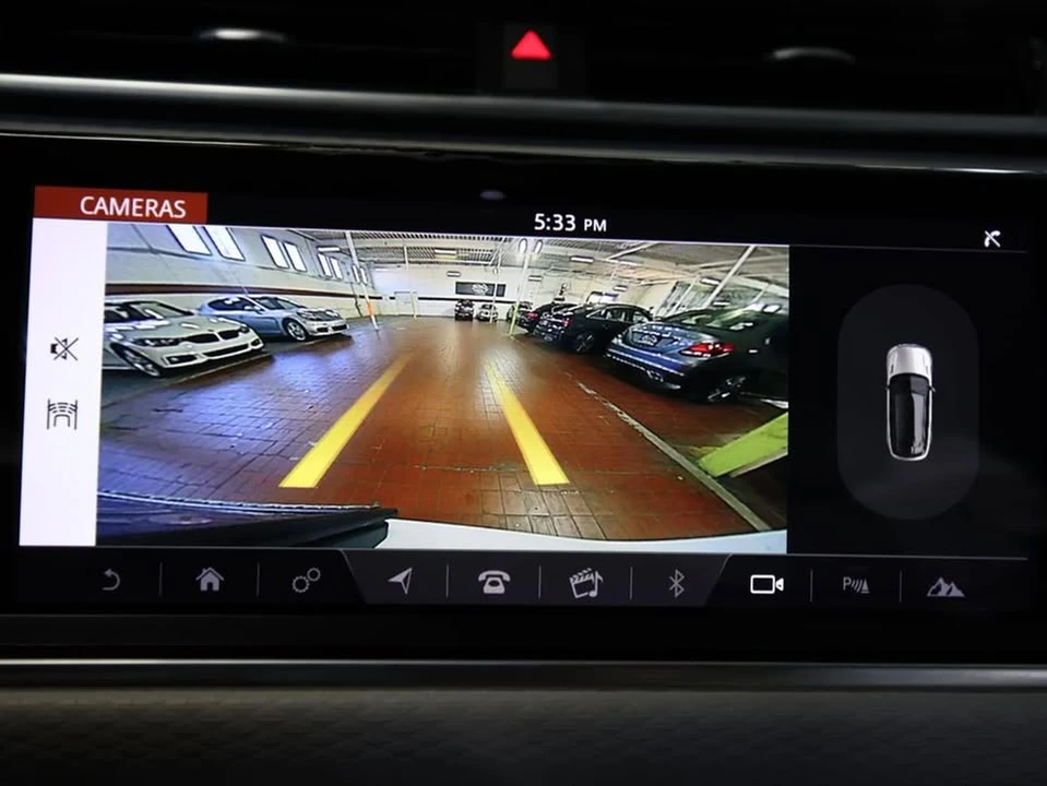 2018 Land Rover Range Rover Velar - Image 17 of 18